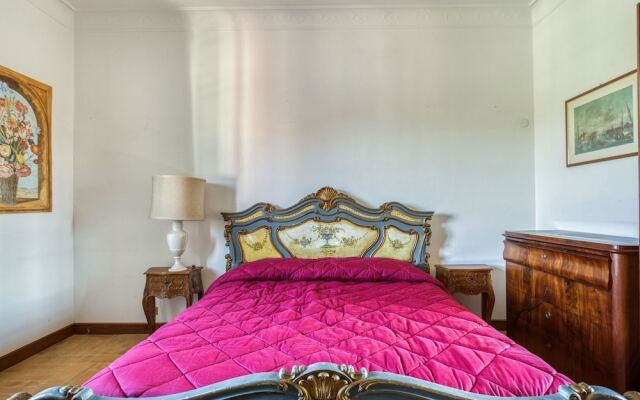 Graceful Holiday Home in Poggio Catino With Swimming Pool