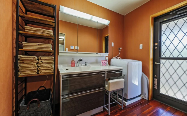 Ocean View Terrace BISE 1F