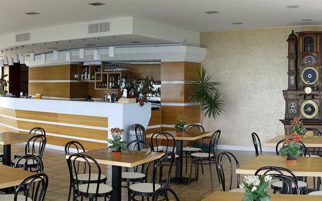 Emmaus Hotel