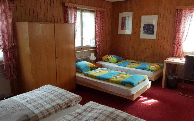 Hotel Mira