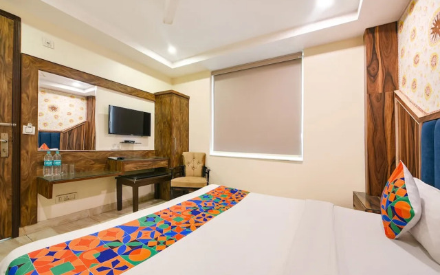 FabHotel Baba Residency
