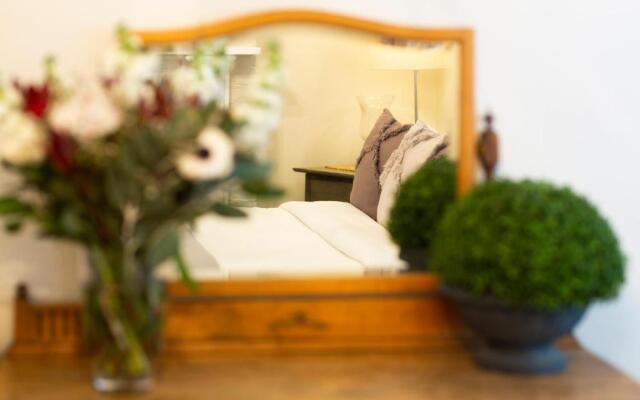 YSG The Edward Townhouse 155 - Steps To Town