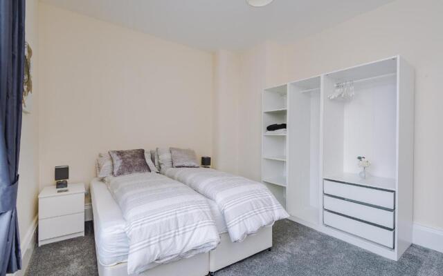 Apartment 1 (first floor)