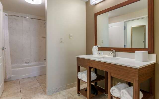 Comfort Inn & Suites