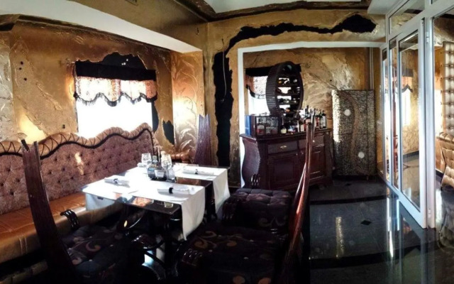 Bali Colosseum Hotel