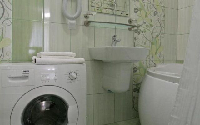 Lotos Apartments