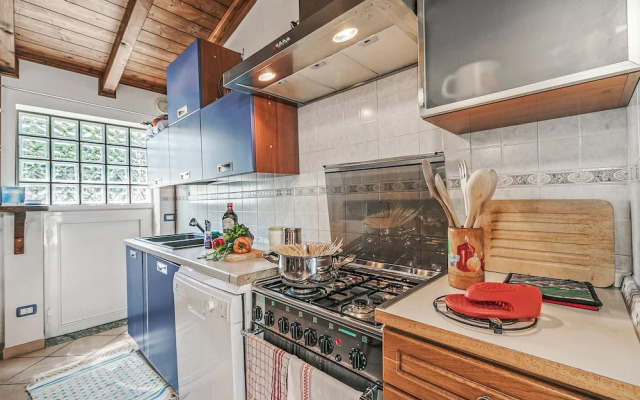 La Maison Dans Le Jardin