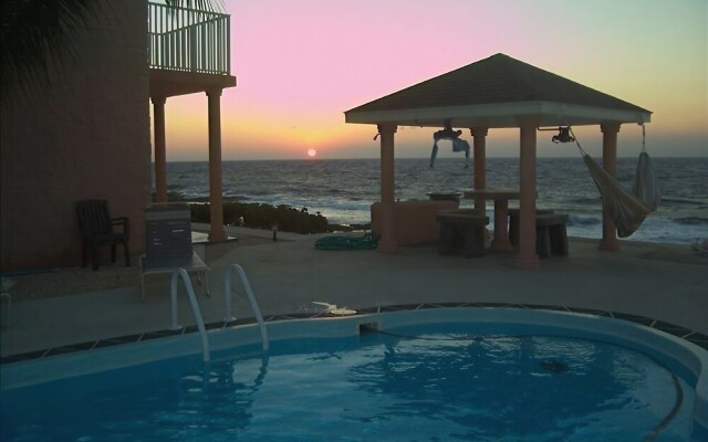 Cayman Breakers