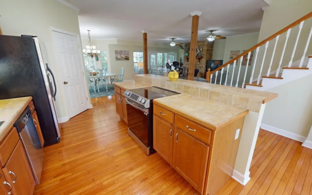 210 Eagles Nest Lane