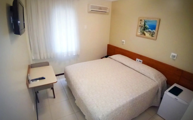 Cedro Hotel