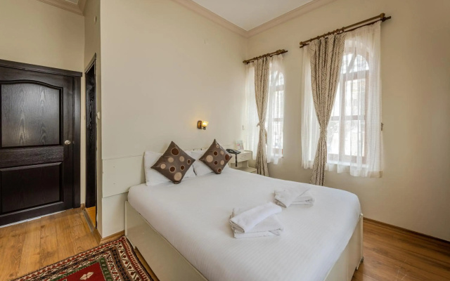 Akuzun Hotel