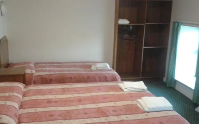 Sals Bed & Breakfast