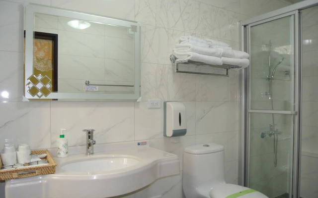 Pisces 82 Home B&B
