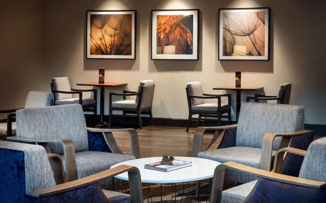 Waterfront Place Hotel