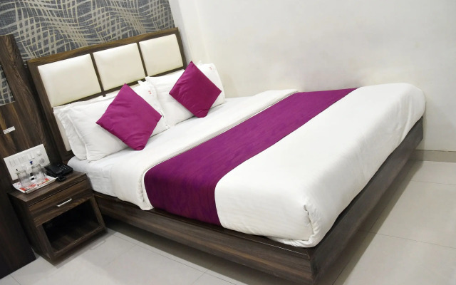 Hotel Sanjary Palace