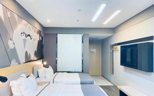 Thank Inn Hotel Hubei Yichang Wuyi Square
