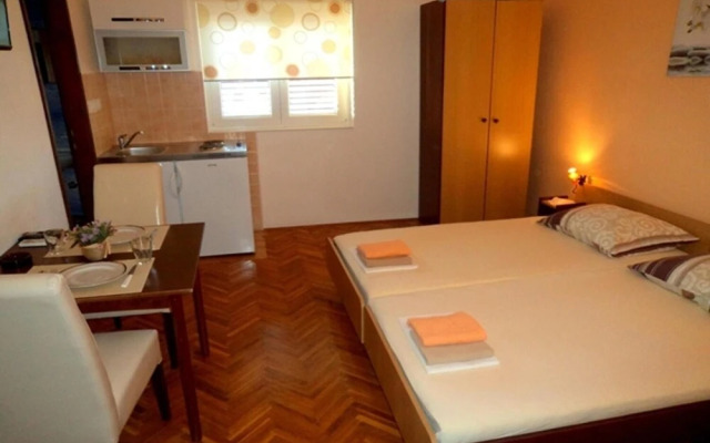 Ognjen - Family Apartments With Free Parking - SA3