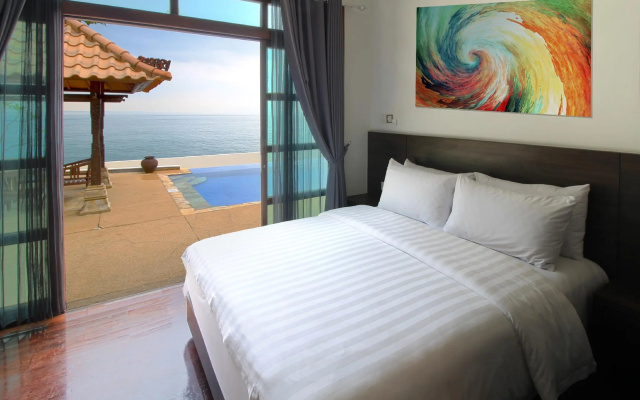 Indra Maya Pool Villas — 5-star hotel in Lagoi
