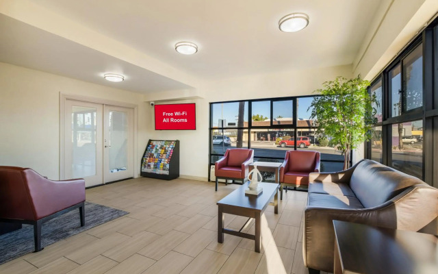 Red Roof PLUS+ Chula Vista