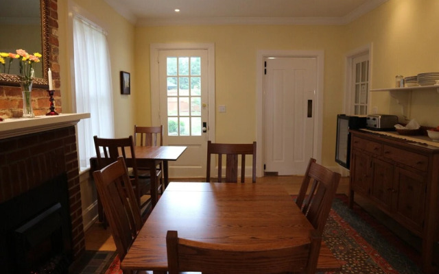 The Tawsty Flower Bed & Breakfast