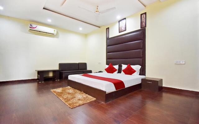 OYO 46589 Hotel Shivam Paradise