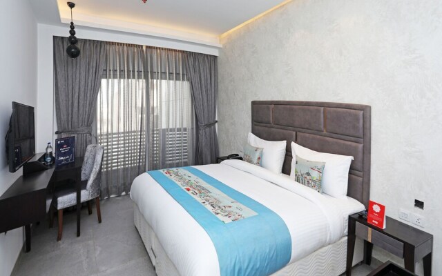 OYO 11071 Hotel Tisya