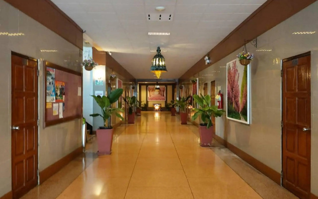Suriwong Chumphon Hotel