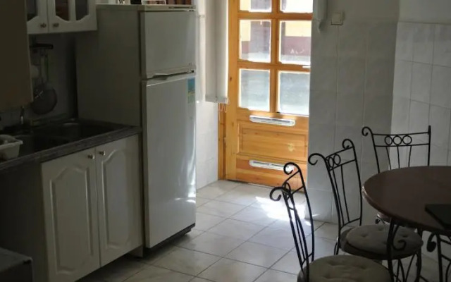 Italian Blaha Boulevard