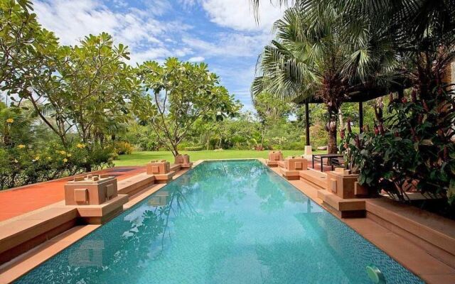 Chom Tawan Villa