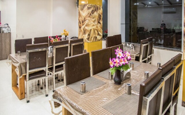Oyo 24952 Laxmi Jodhpur Hotel