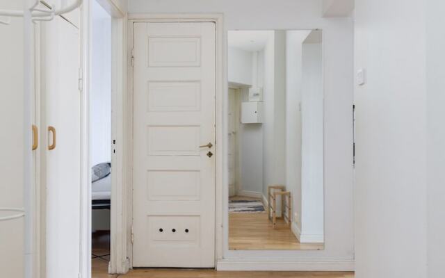 1BR City Apartment with Great Location