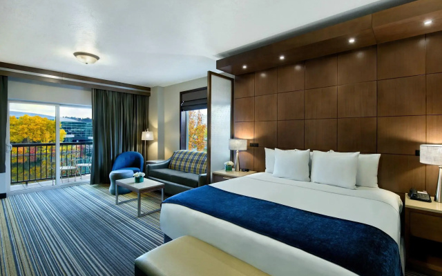 Oxford Suites Downtown Spokane