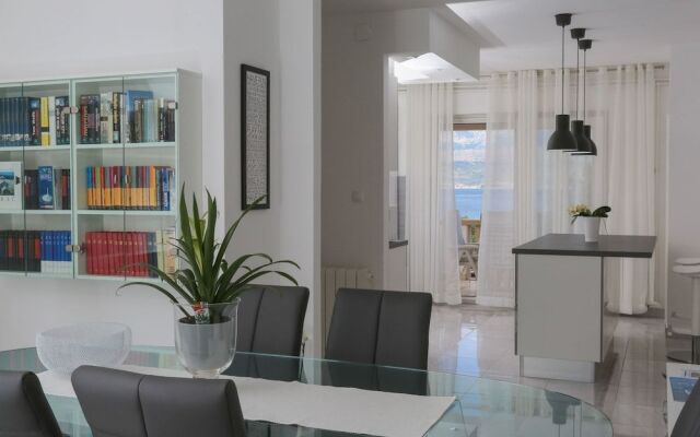 Apartment Lucija