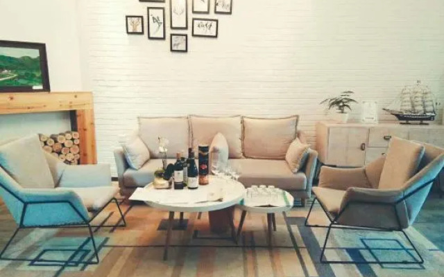 Hua Qian Zhu Homestay