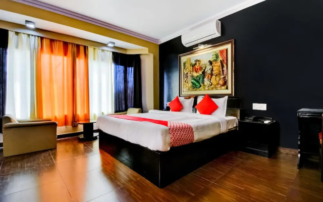 OYO 18814 Hotel Maya International