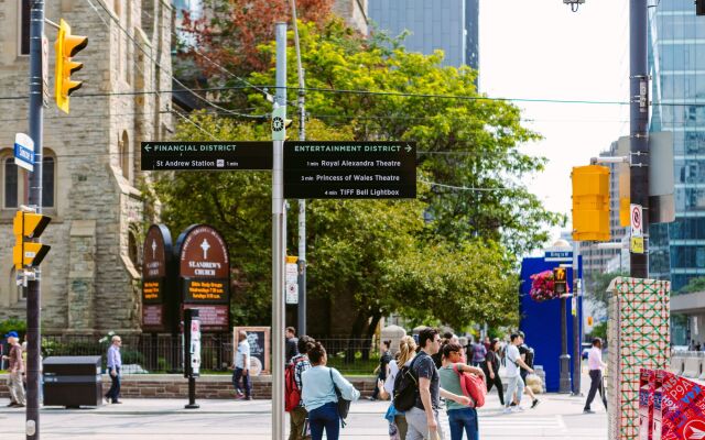 QuickStay - Elegance in Yorkville (Yonge & Bloor)