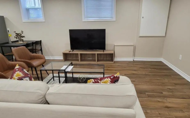Guest Suite in Whitby