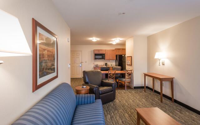 Candlewood Suites Downtown by IHG