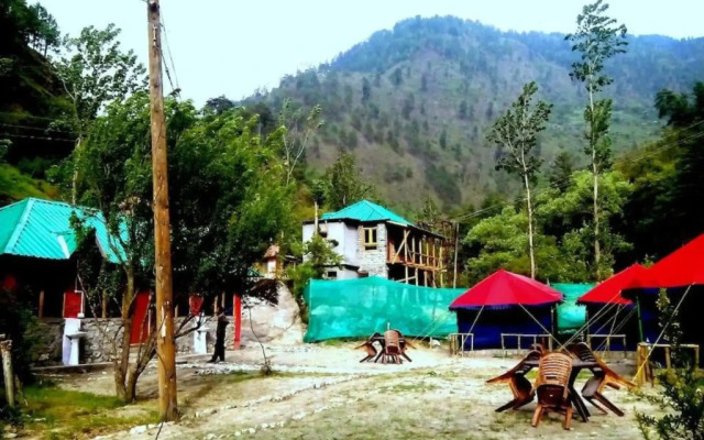 Tirthan Holidays Camp & Cottages