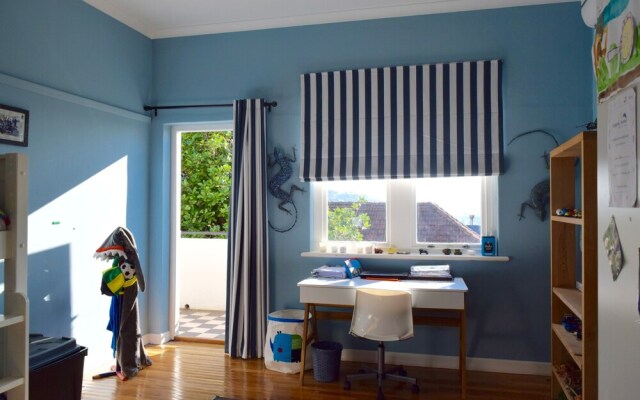 Open Plan 4 Bedroom Houses in City Heart