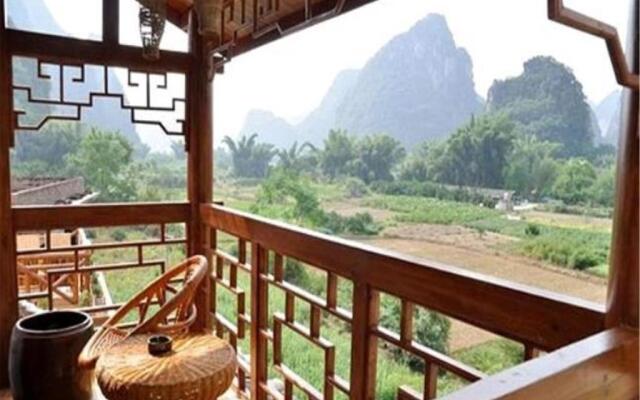 Yangshuo Phoenix Pagoda Fonglou Retreat
