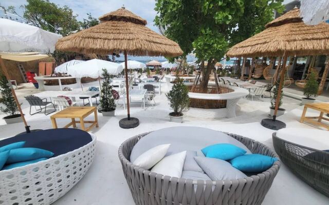 Tawaen Caza Sky Camping