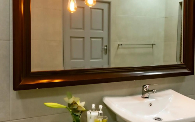 Spacube Luxury Suites and Spa