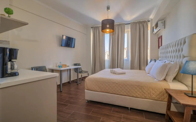 Ermou Fashion Suite #509 @ Plaka - King Size Bed