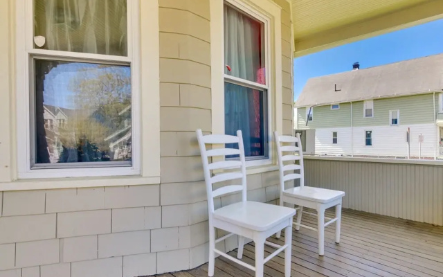 Convenient Springfield Apartment 3 Mi to Downtown!