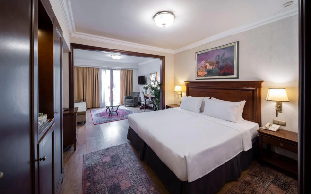 Electra Palace Athens Hotel