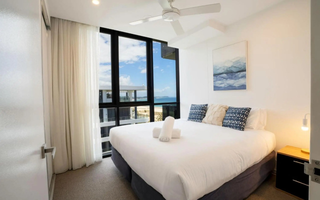 Iconic Kirra Beach Resort – Guest Rooms – Gold Coast