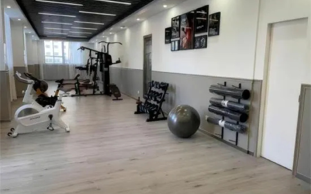 Kyriad Marvelous Hotel (Shenzhen North Railway Station One City Center) – Sports – Shenzhen