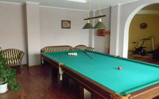 Zhuravli Park Hotel