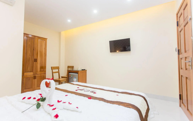 Dam Phuc Hotel